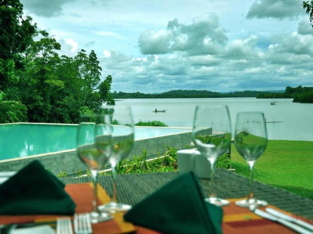 Roman Lake Ayurveda Boutique Resort Ahungalla Exterior photo