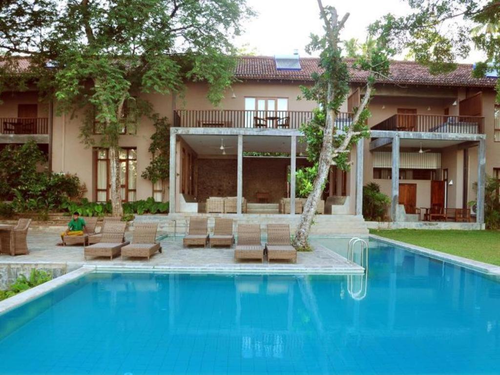 Roman Lake Ayurveda Boutique Resort Ahungalla Exterior photo