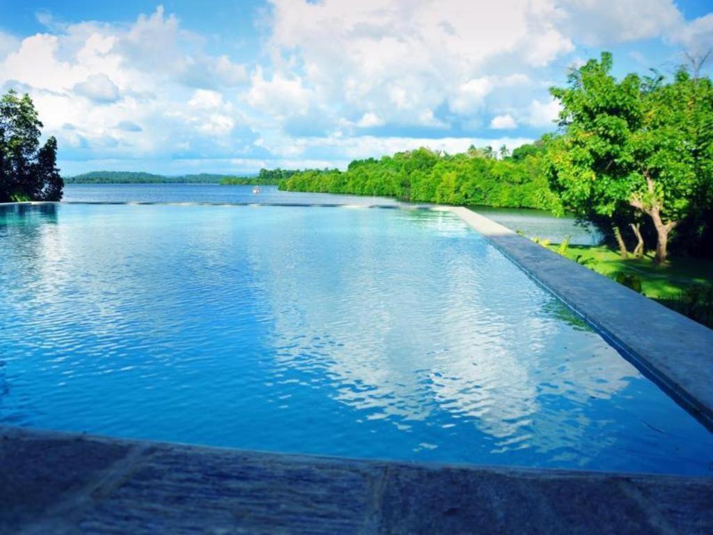 Roman Lake Ayurveda Boutique Resort Ahungalla Exterior photo