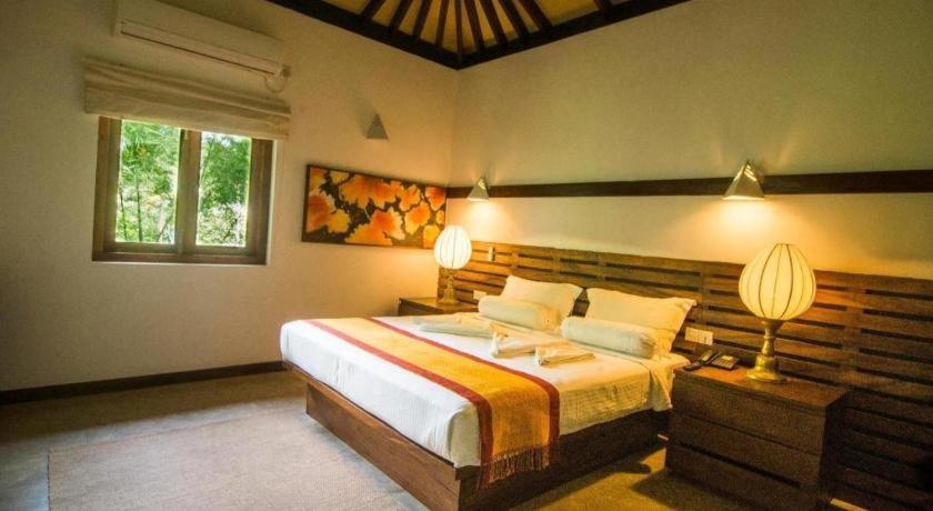 Roman Lake Ayurveda Boutique Resort Ahungalla Exterior photo