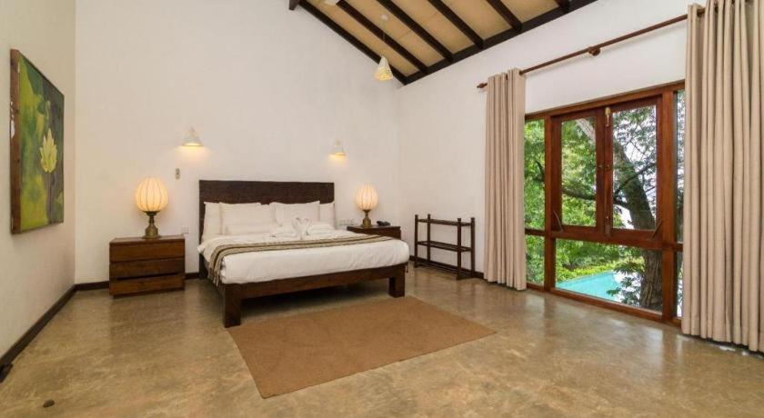 Roman Lake Ayurveda Boutique Resort Ahungalla Exterior photo