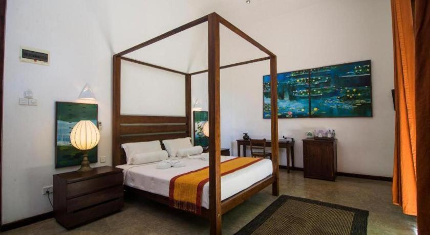 Roman Lake Ayurveda Boutique Resort Ahungalla Exterior photo